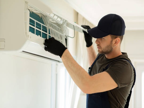 Universal Air Conditioning & Refrigeration Cochin